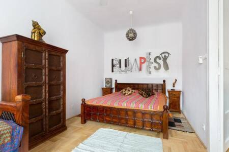 Bp Soho Grand Apartment